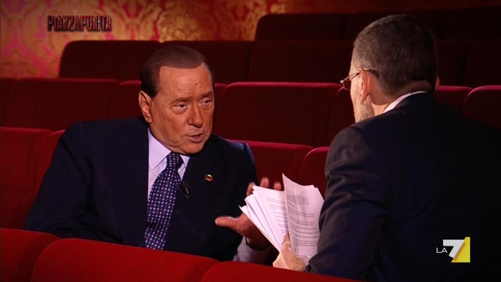Berlusconi e il fondotinta| che fa ridere Twitter VIDEO