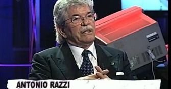 La gaffe di Antonio Razzi: |”Gli uomini-sessuali…” VIDEO