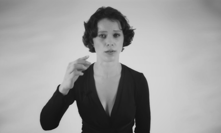 La voce polifonica di Anna Maria incanta Youtube – Video