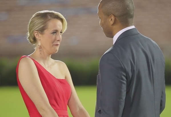 Risparmia da quando aveva 12 anni per questa proposta di matrimonio