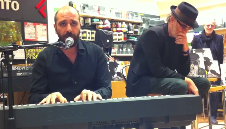 Francesco De Gregori duetta con Checco Zalone – Video