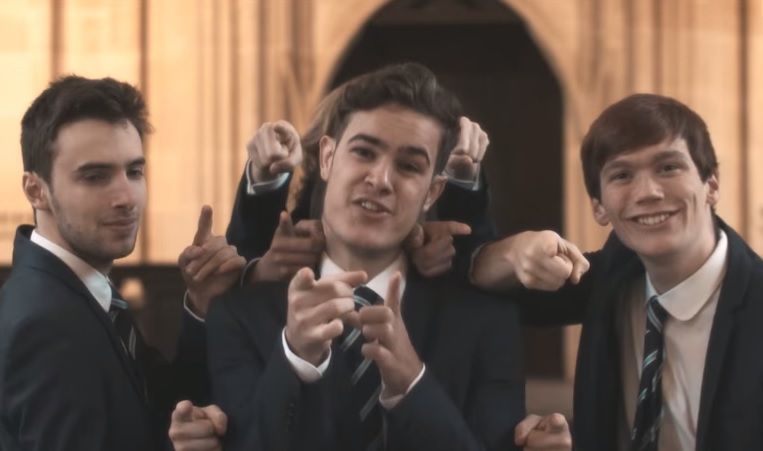 La canzone natalizia del coro dell’università di Oxford è virale
