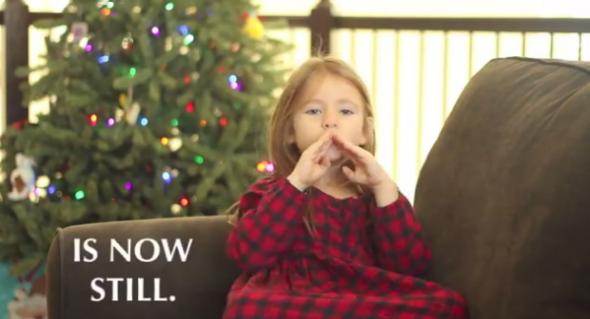 La poesia natalizia recitata con la lingua dei segni – Video