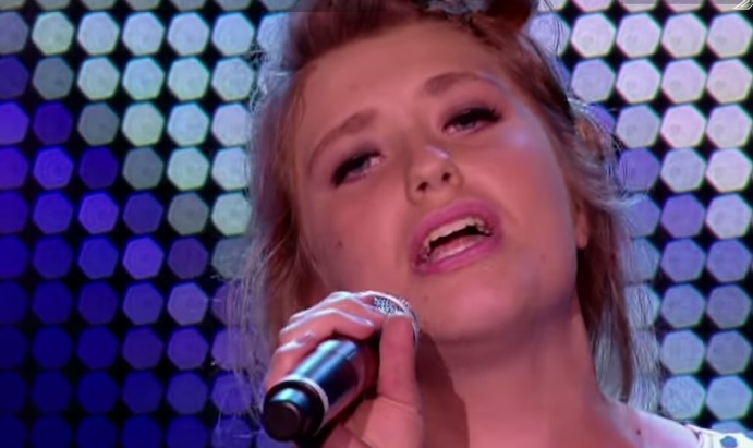 “X Factor UK”, una sedicenne lascia senza fiato pubblico e giudici