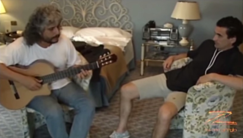 Pino Daniele, Massimo Troisi ascolta per la prima volta “Quando”