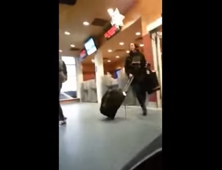 Non c’è posto sul traghetto…e questa donna reagisce così – Video