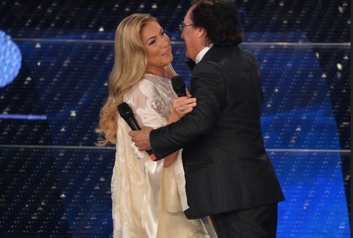 Al Bano e Romina a Sanremo tra baci mancati e frecciatine – Video