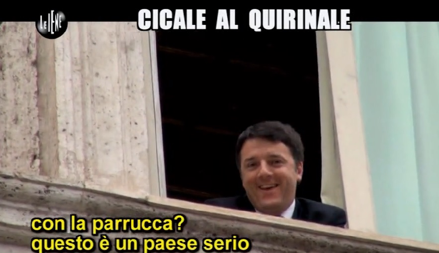 “Le Iene”, serenata del Trio Medusa alla finestra di Renzi – Video