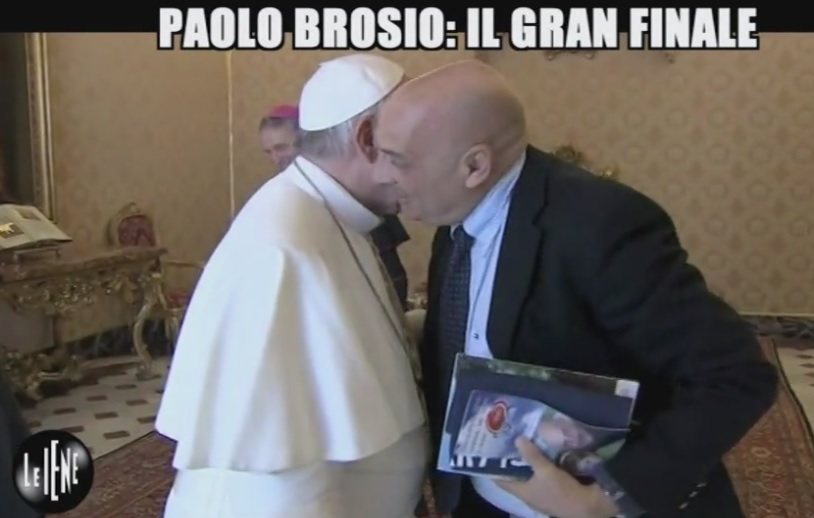 Le Iene, Paolo Brosio incontra Papa Francesco – Video