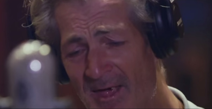 Il riscatto del clochard dopo 17 anni sulla strada – Video