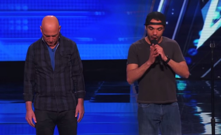 “America’s Got Talent”, il concorrente ipnotizza il giudice – Video