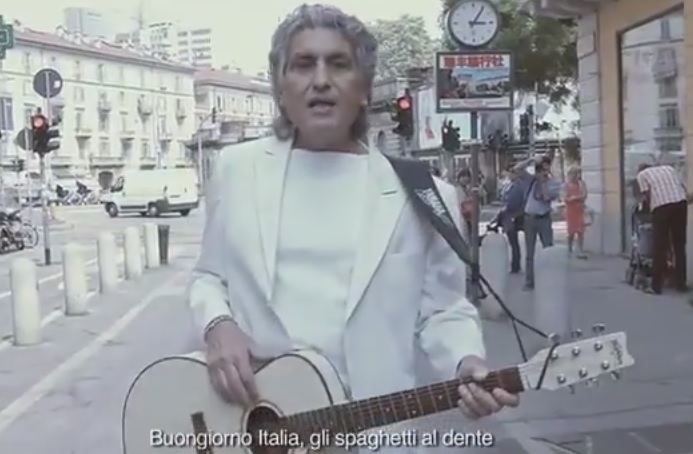 Toto Cutugno canta “L’italiano” in cinese – Video