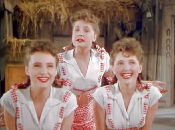 Sembrano 3 normali ballerine ma diventeranno famose per una particolare abilità