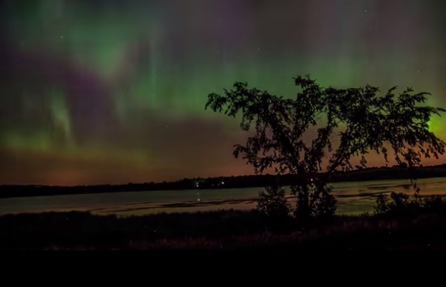 Aurora boreale a Minneapolis, il filmato in timelapse