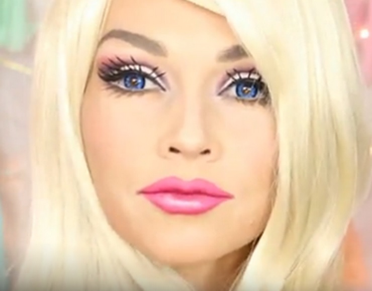 Come trasformarsi in una Barbie in soli 90 secondi – Video