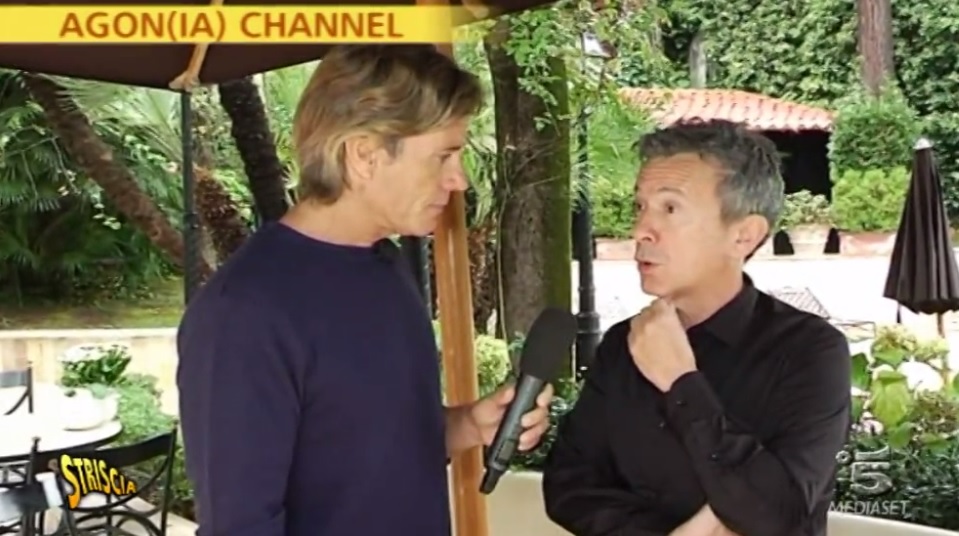 Pupo ai microfoni di “Striscia”: “Agon Channel mi deve 100mila euro”