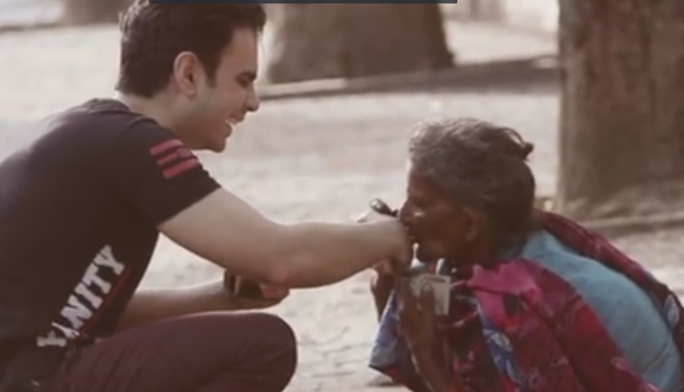 “La gentilezza può salvare il mondo”, questo video fa venire i brividi