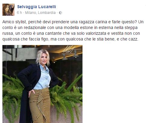 Selvaggia Lucarelli e il look di Emma: “Amico stylist, perchè?”