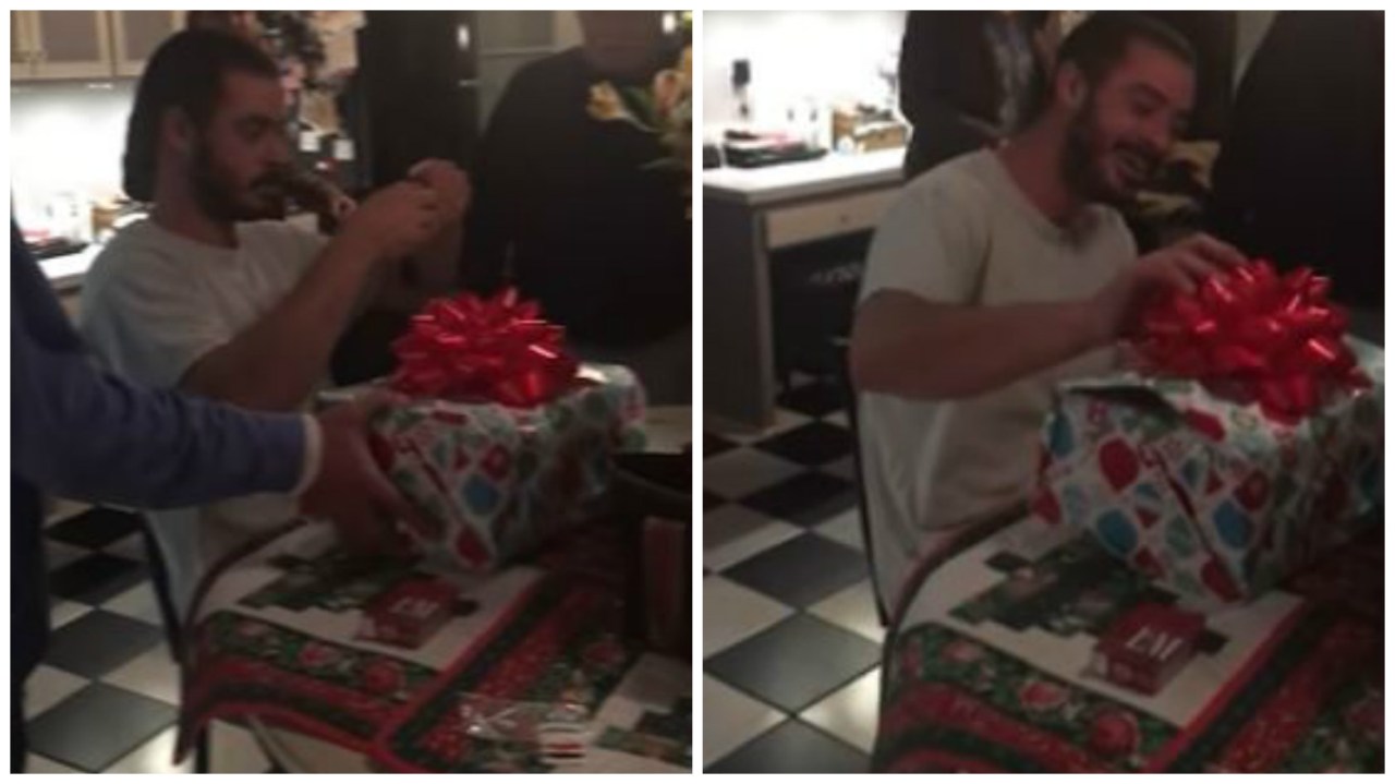 Regalo natalizio per l’ex marine, la sorpresa fa commuovere – Video