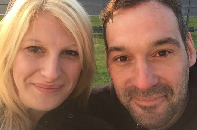 Mollata tre giorni prima delle nozze si presenta in chiesa e lascia tutti senza parole