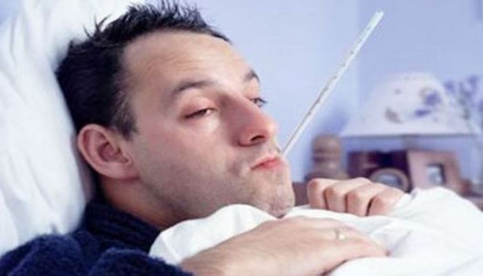 Febbre e raffreddore, ora ci sono le prove: “Gli uomini soffrono più delle donne”