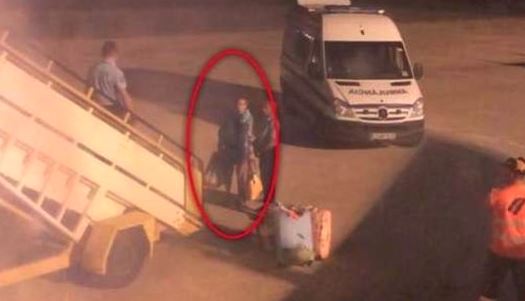 Passeggero non si lava da giorni, aereo costretto ad un atterraggio di emergenza