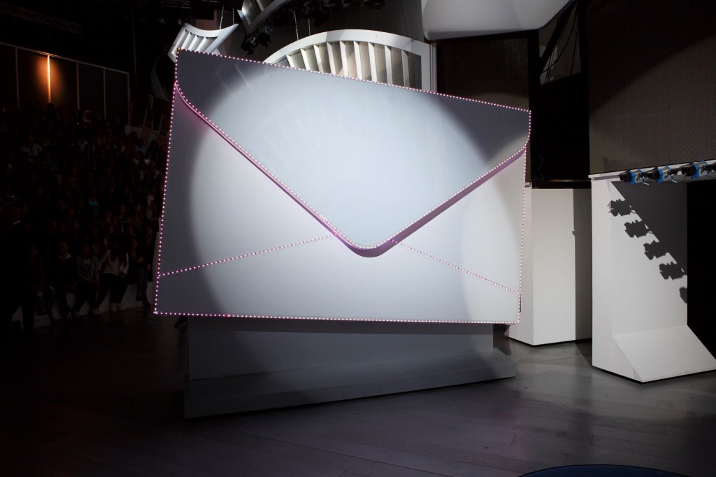 Accoltellò il rivale in amore dopo il rifiuto a “C’è posta per te”: condannato per tentato omicidio