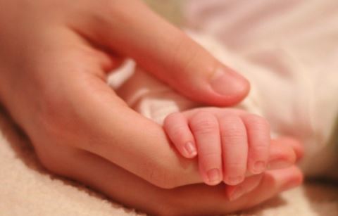 Sesso con l’allievo, il test del Dna conferma: il figlio è del 15enne