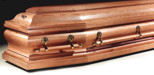 Dichiarata morta, si risveglia poco prima di essere cremata