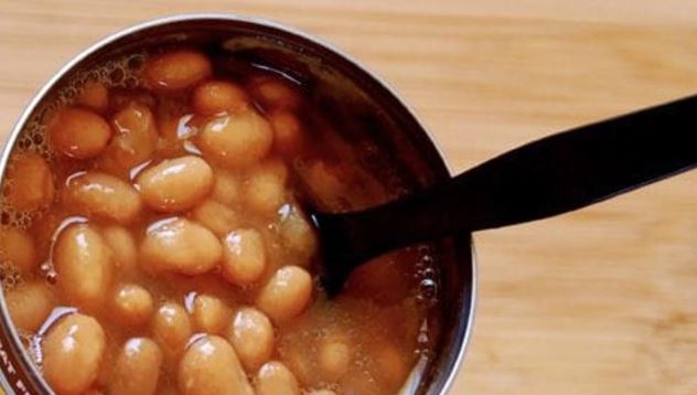 Acquista una scatola di fagioli, a casa la raccapricciante scoperta