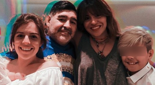 Maradona, il giallo dell’anello: sparito il diamante da 300mila euro