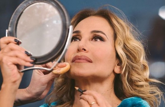 “C’è bisogno di Barbara D’Urso”, il tweet di Nicola Zingaretti infiamma i social