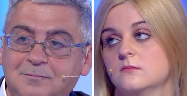 Maria De Filippi bacchetta la ragazza che non vuole far pace col padre: “Non c’è niente da ridere”