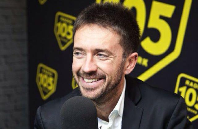 Si vaccina perchè caregiver dei genitori, Andrea Scanzi nella bufera