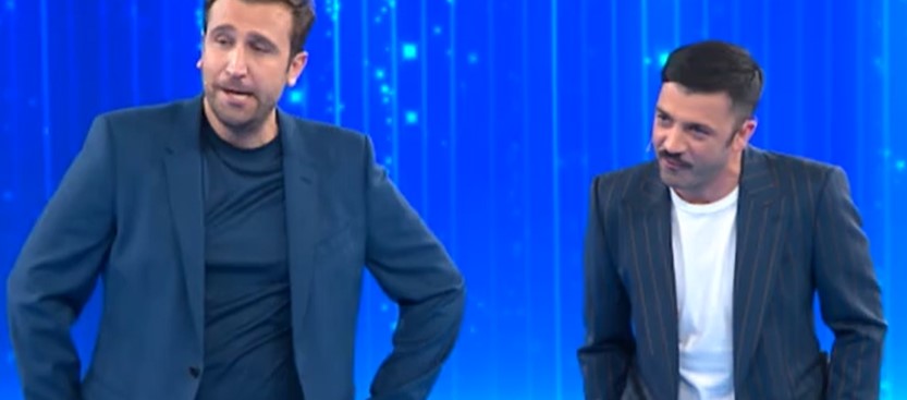 Pio e Amedeo leggono il messaggio privato di Belen, poi prendono di mira i Ferragnez