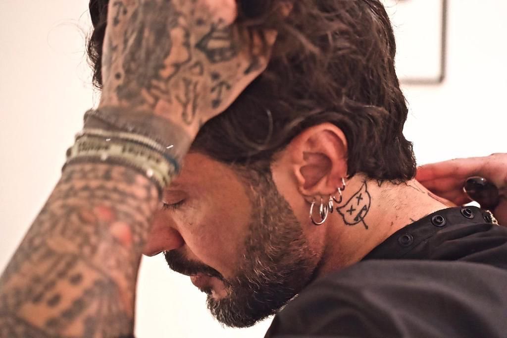 Lutto per Fabrizio Corona: “Le ho voluto bene come una madre, come farò senza di lei?”