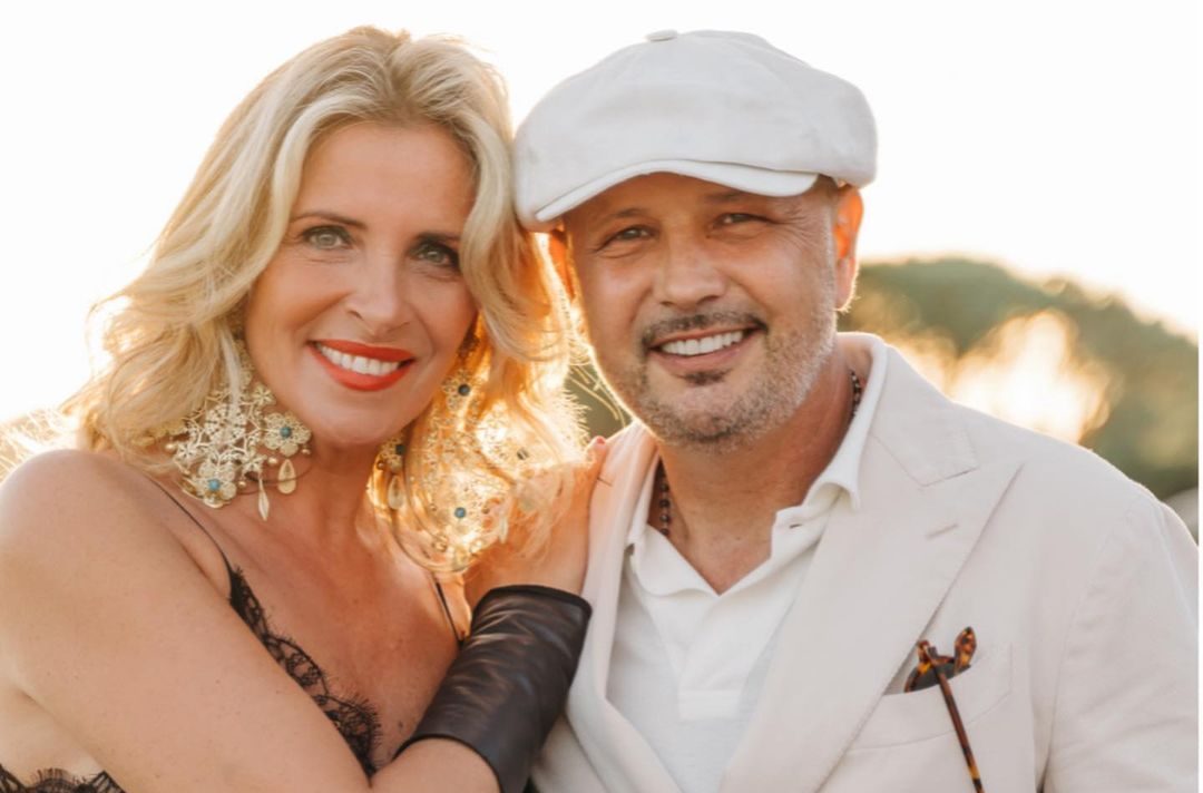 “25 anni insieme”, Mihajlovic ha risposato la moglie in Sardegna