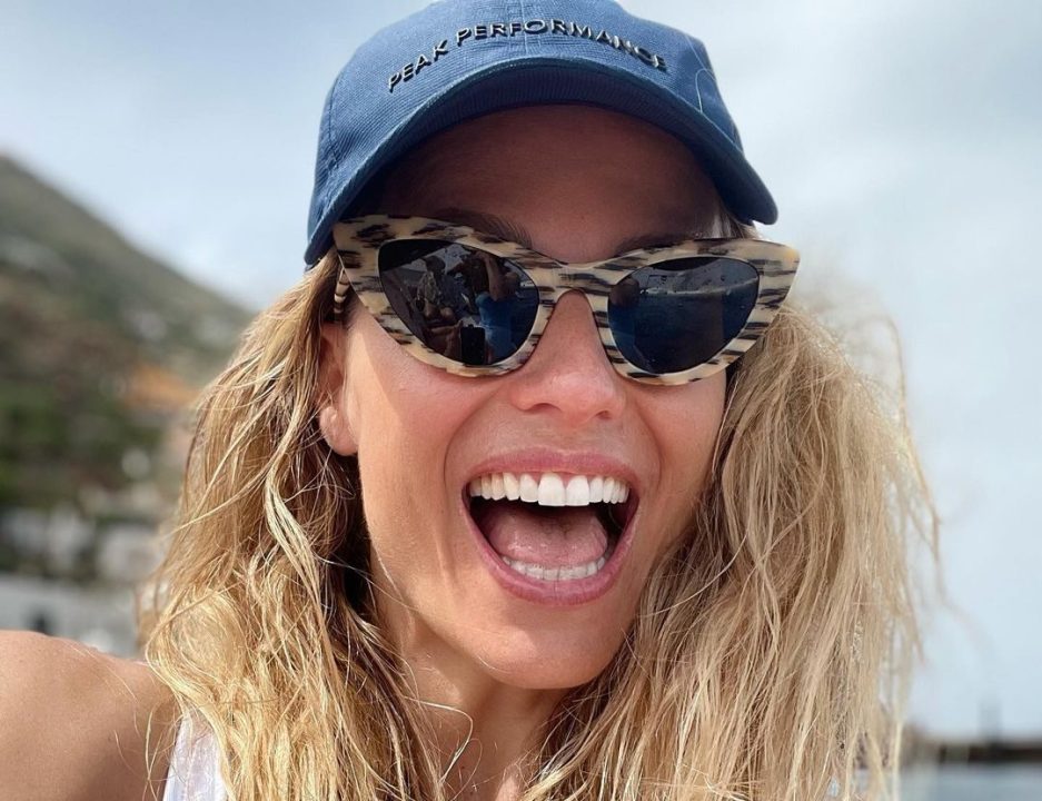 Michelle Hunziker in vacanza alle Eolie: “Sicilia…sto sognando”