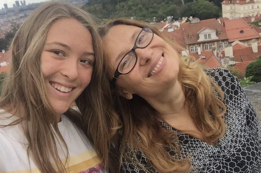 Alice Pavarotti: “Sento mio padre sempre con me ma io amo il rock”