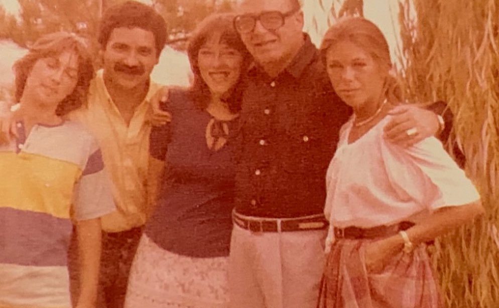 Rita Dalla Chiesa ricorda il padre e la cognata: “Lavò lei il sangue di nostro padre”