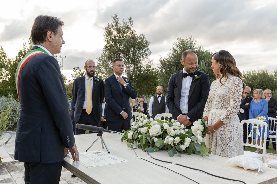 Giuseppe Conte celebra le nozze del suo social media strategist – Foto