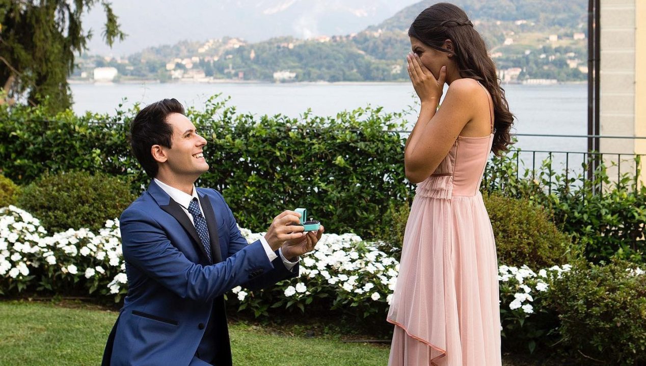 I Me contro Te si sposano, il video della proposta di matrimonio sul Lago di Como