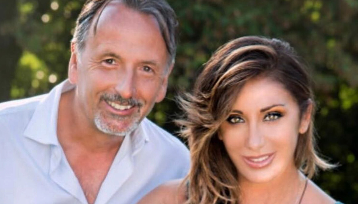 Sabrina Salerno, la rivelazione del marito: “Dormo con la pistola”