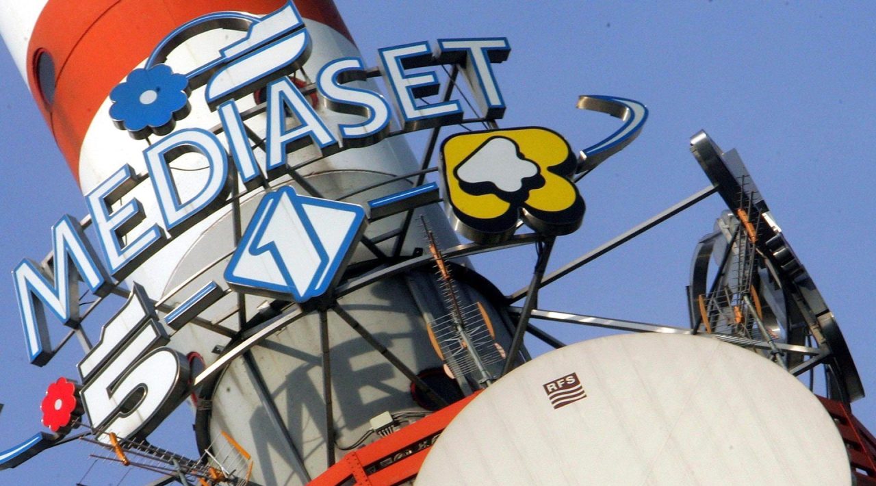 Mediaset, la decisione drastica di Pier Silvio Berlusconi: “Chiudono il Tg4 e Studio Aperto”