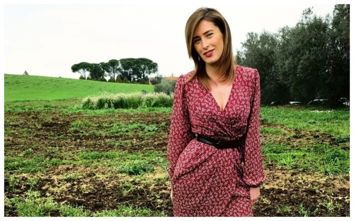 Maria Elena Boschi in versione “sexy contadina” manda in tilt i social