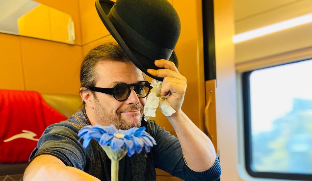 Gianluca Grignani compie 50 anni e si separa dalla moglie dopo 25 anni e 4 figli