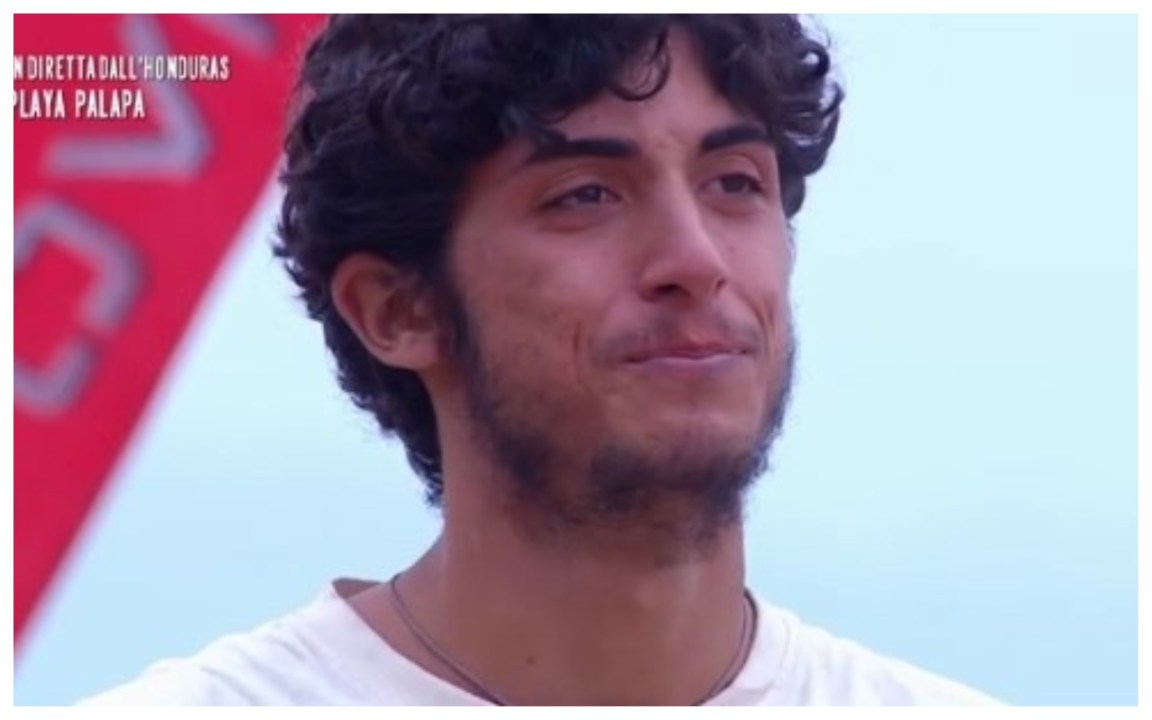 Il figlio di Carmen Di Pietro lascia l’Isola: “Devo tornare a studiare”