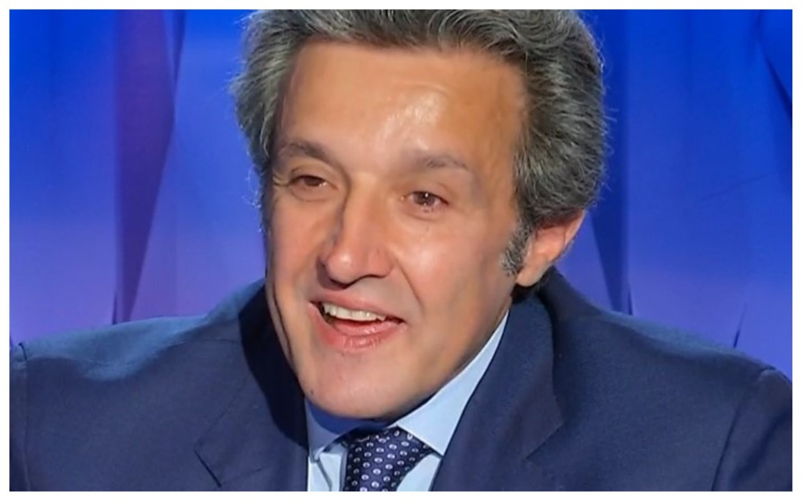 “Domenica In”, Insinna ricorda il padre siciliano che lo ha salvato dalla depressione