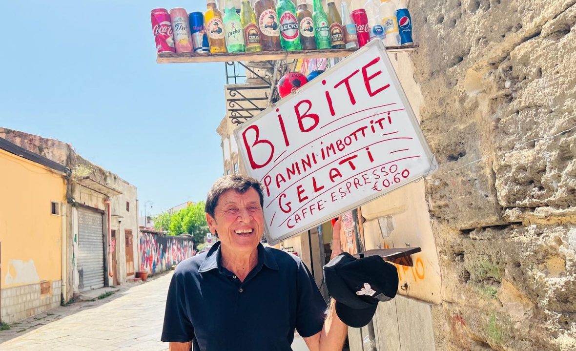 Gianni Morandi in giro per Palermo prima di ricordare Giovanni Falcone