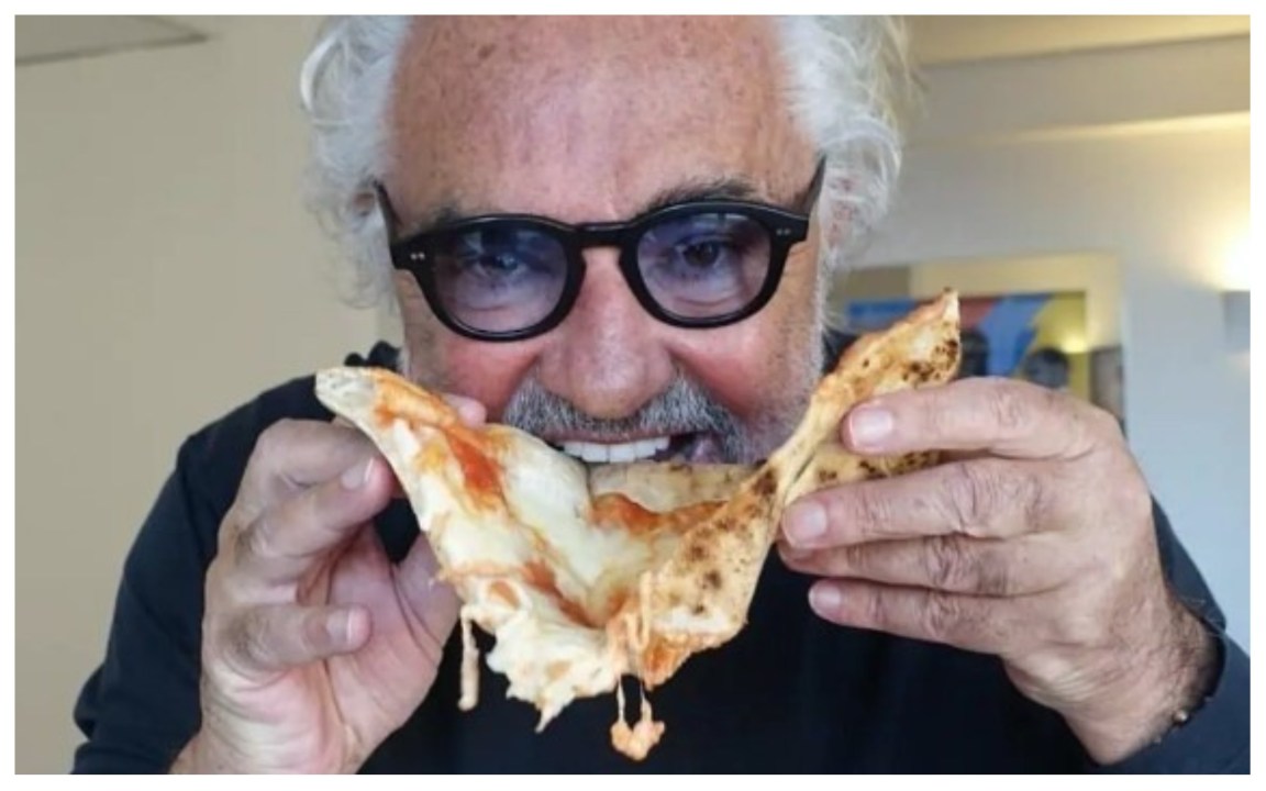 Briatore: “La pizza napoletana non mi piace e poi la pizza non ha nulla a che fare con Napoli”